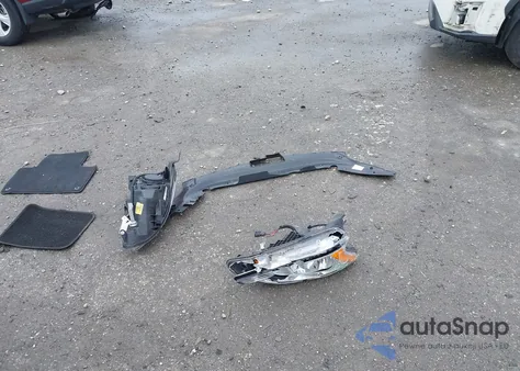 2015 Nissan Sentra S z USA, uszkodzony, nr VIN 3N1AB7AP3FY373702